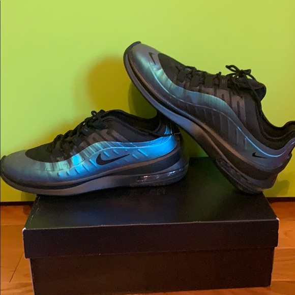 nike air max revolution sky high
